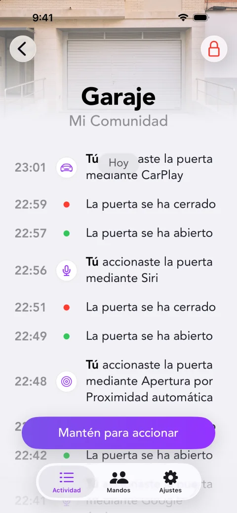 Pantalla de la app HOMYHUB con el registro de quién abrió la puerta del garaje de la comunidad y cuándo